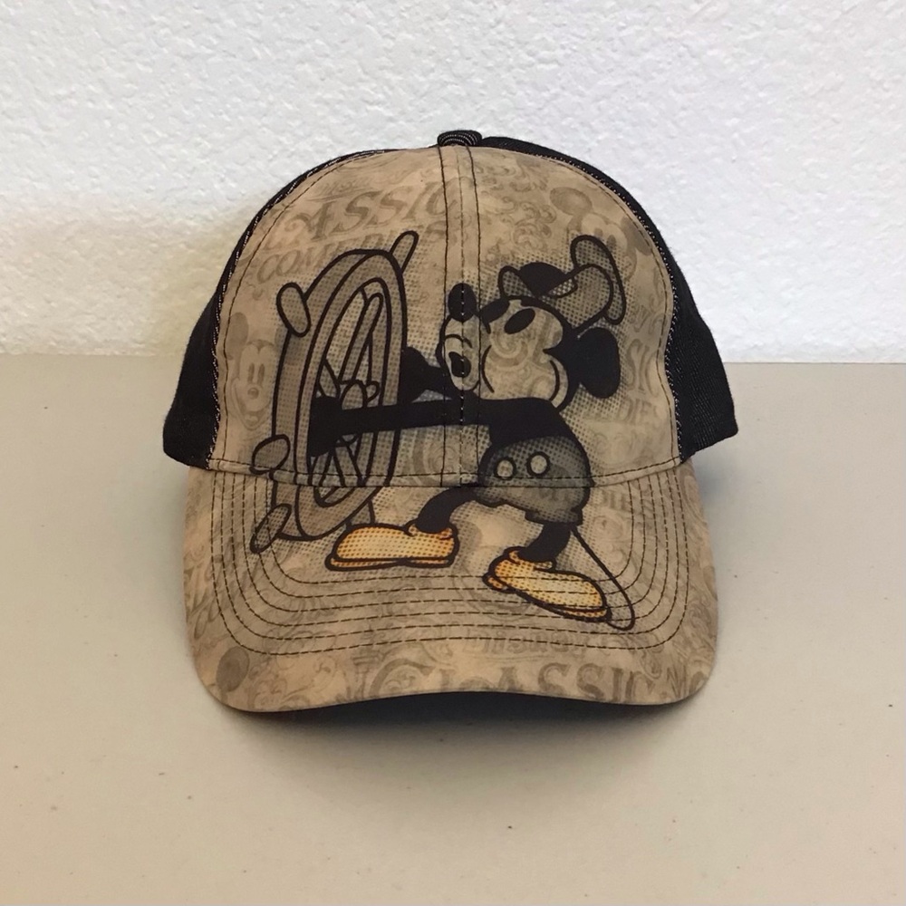 Disneyland Mickey Mouse Baseball Cap Steamboat Willy Women’s Black and Tan